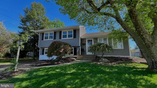75 Winding Way, Trenton, NJ, 08620-2637 | Card Image