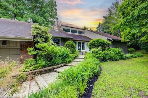 1020 Rivers Edge Dr, West Montrose, ON, N0B2V0 | Card Image