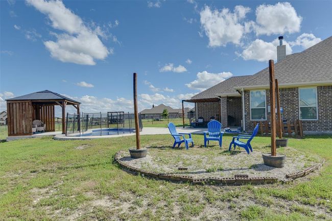 7816 Wheatland Court, House other with 4 bedrooms, 3 bathrooms and null parking in Godley TX | Image 32