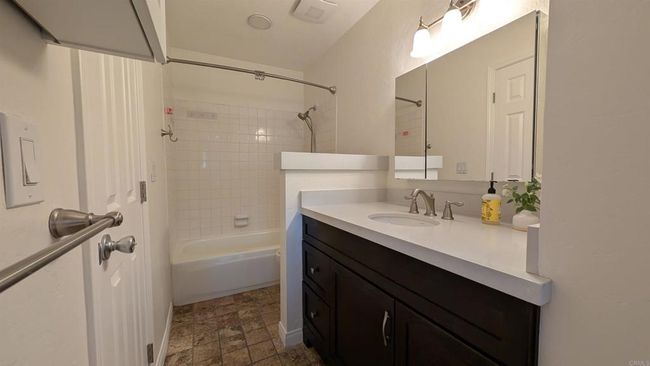 8021 Calle Fanita, Townhouse with 2 bedrooms, 2 bathrooms and 2 parking in Santee CA | Image 17
