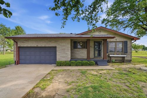 11165 530 Rd, Claremore, OK, 74019-5492 | Card Image