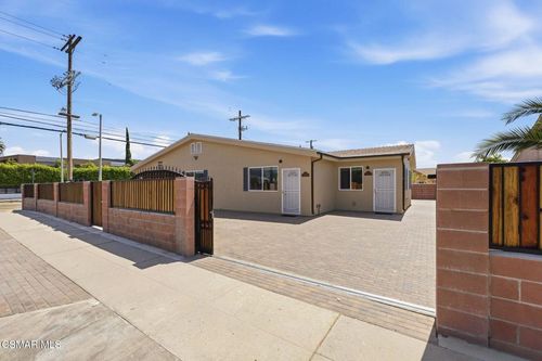 13104 Filmore St, Pacoima, CA, 91331-2407 | Card Image
