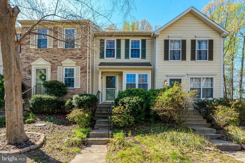 5680 White Dove Ln, CLIFTON, VA, 20124-0929 | Card Image