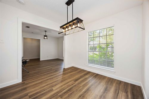 12418 A Bar Dr, Santa Fe, TX, 77510-8643 | Card Image