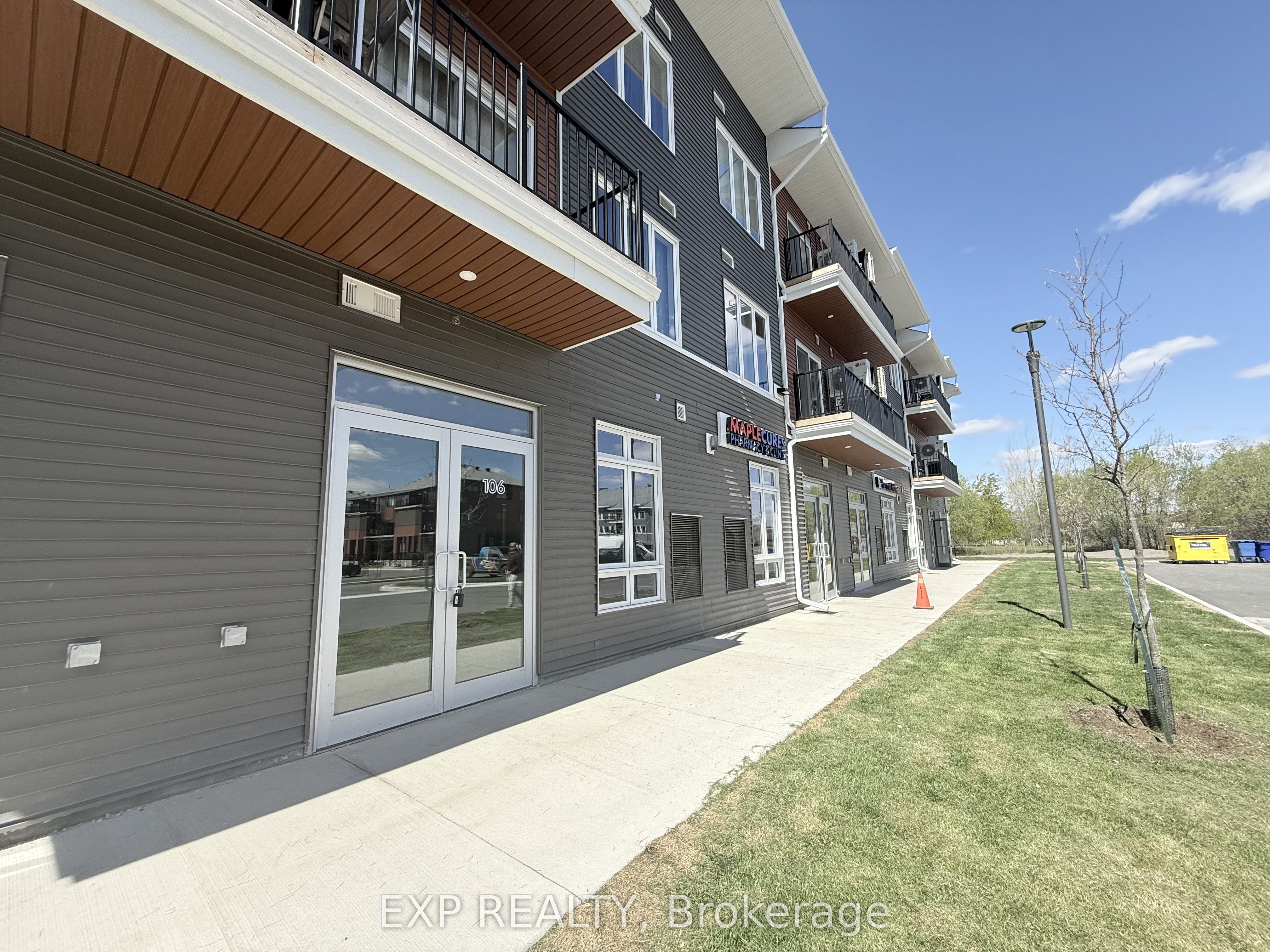 Commercial Lease in Orleans - Cumberland and Area 4