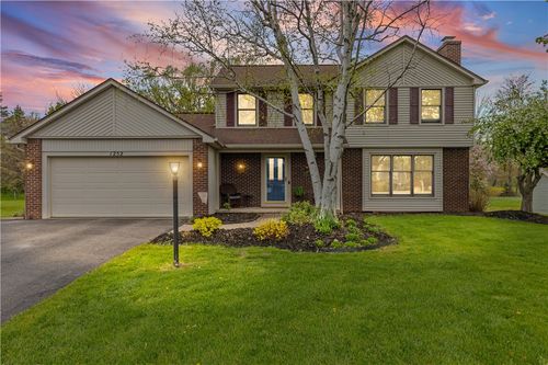 1252 Hardwood Ln, Webster, NY, 14580-9403 | Card Image