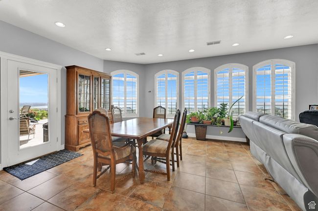 Dining space featuring baseboards, recessed lighting, and visible vents | Image 21