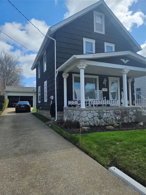 1033 E 29th St, Erie, PA, 16504-1350 | Card Image