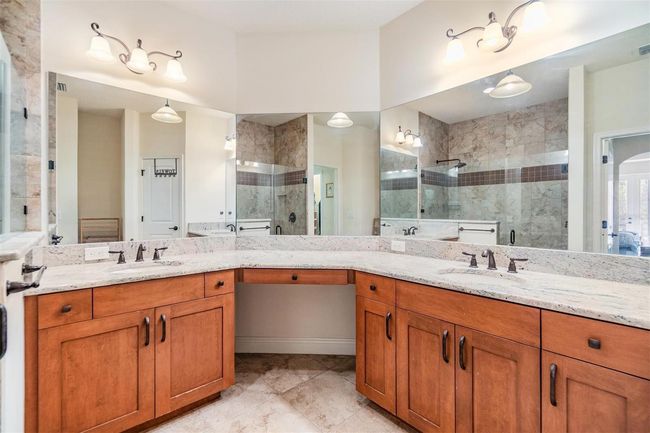 Plenty of counter space in the master bathroom | Image 12