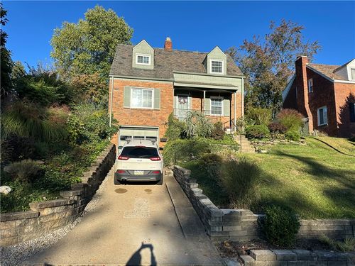 1066 Arbor Dr, Pittsburgh, PA, 15220-3201 | Card Image