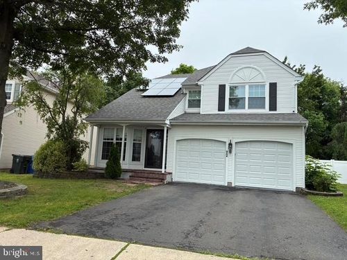 22 Foxchase Dr, BURLINGTON, NJ, 08016-3044 | Card Image