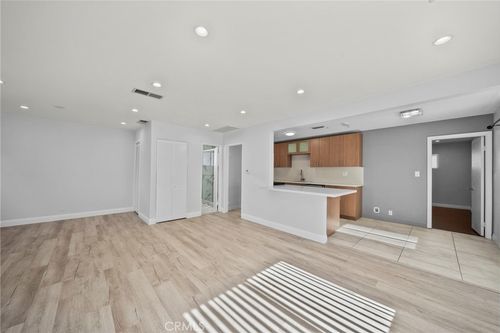 7707 Apperson St, Tujunga, CA, 91042 | Card Image
