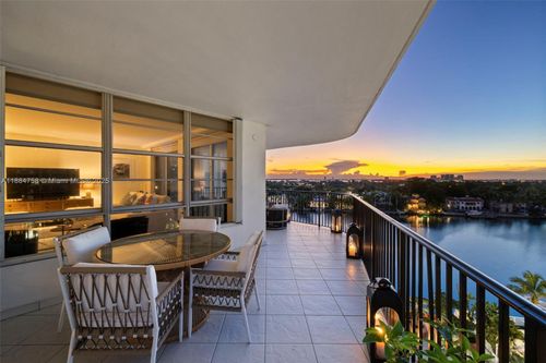 apt-8d-5660 Collins Ave, Miami Beach, FL, 33140-2425 | Card Image