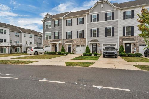 7 Hamilton Ct, PENNSAUKEN, NJ, 08110-1241 | Card Image