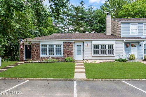 16 Excalibur Ct, Old Bridge, NJ, 08857-3201 | Card Image