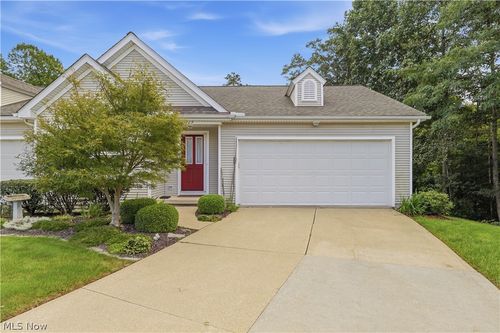 5729 Saint Thomas Lane, Madison, OH, 44057 | Card Image