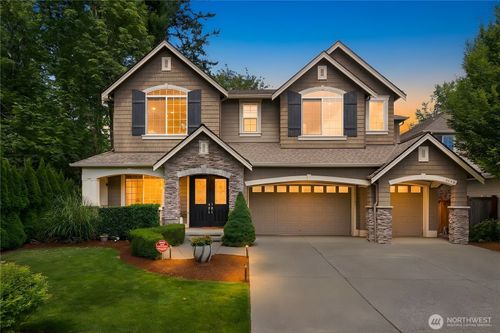 26546 Se Belvedere Way, Sammamish, WA, 98075-2650 | Card Image