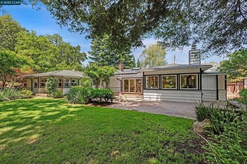 345 Shire Oaks Ct, Lafayette, CA, 94549-5636 | Card Image