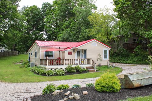 12131 Shady Ave, Conneaut Lake, PA, 16316-3653 | Card Image