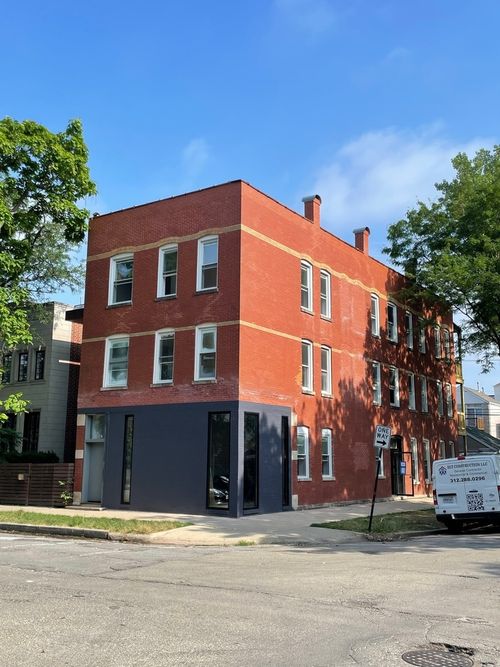 apt-2r-2159 W Huron St, Chicago, IL, 60612-1486 | Card Image