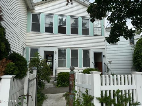 unit-1-2 1/2 1st St, Waterford, NY, 12188-2502 | Card Image