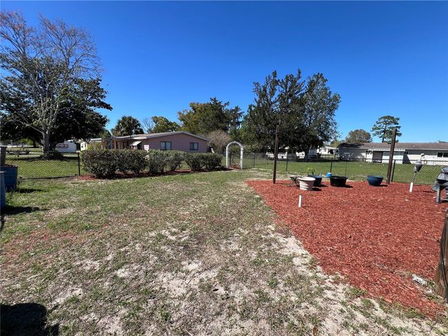 8879 Sw 104 Th Ln, House other with 2 bedrooms, 2 bathrooms and null parking in OCALA FL | Image 45