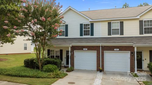 482 Delta Dr, Fort Mill, SC, 29715-6471 | Card Image