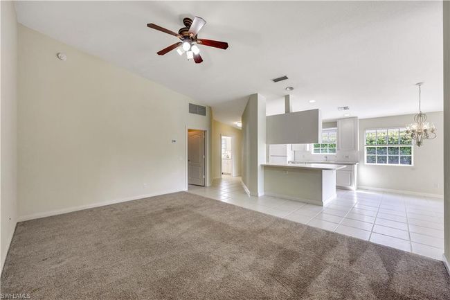 4255 Redonda Ln, Condo with 2 bedrooms, 2 bathrooms and 2 parking in NAPLES FL | Image 5