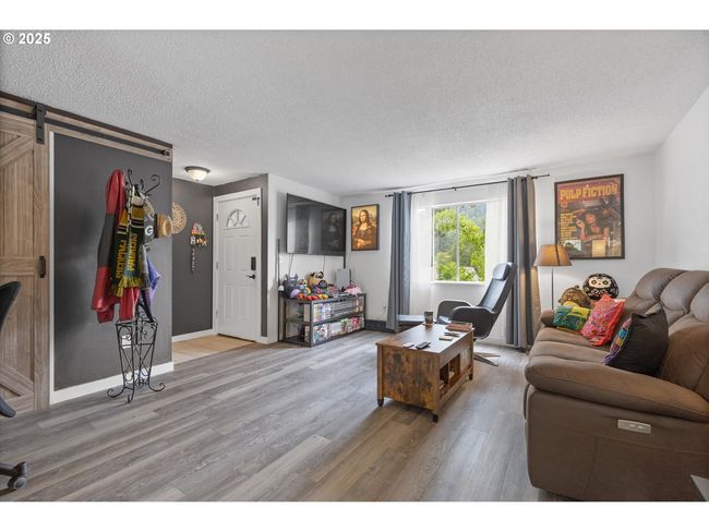 J53 - 159 Sw Florence Ave, Condo with 2 bedrooms, 1 bathrooms and 1 parking in Gresham OR | Image 5
