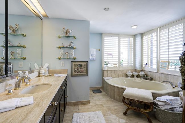 APT-27E - 529 S Flagler Dr, Condo with 2 bedrooms, 3 bathrooms and null parking in West Palm Beach FL | Image 19