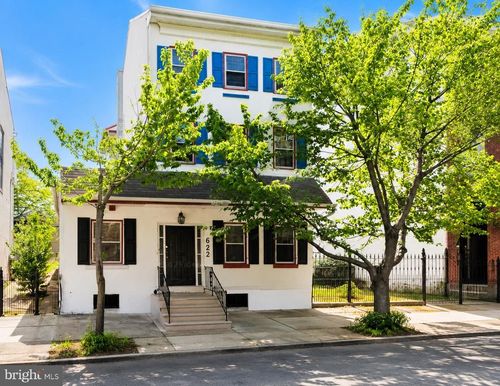 622 Swede St, NORRISTOWN, PA, 19401-3902 | Card Image