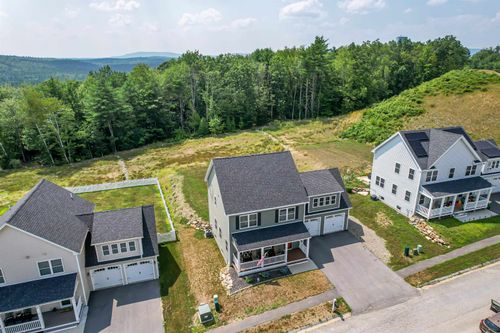 36 Eisenhower Dr, Rochester, NH, 03867-4494 | Card Image