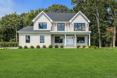 285 Blue Marlin Dr, Southold, NY, 11971-1436 | Card Image