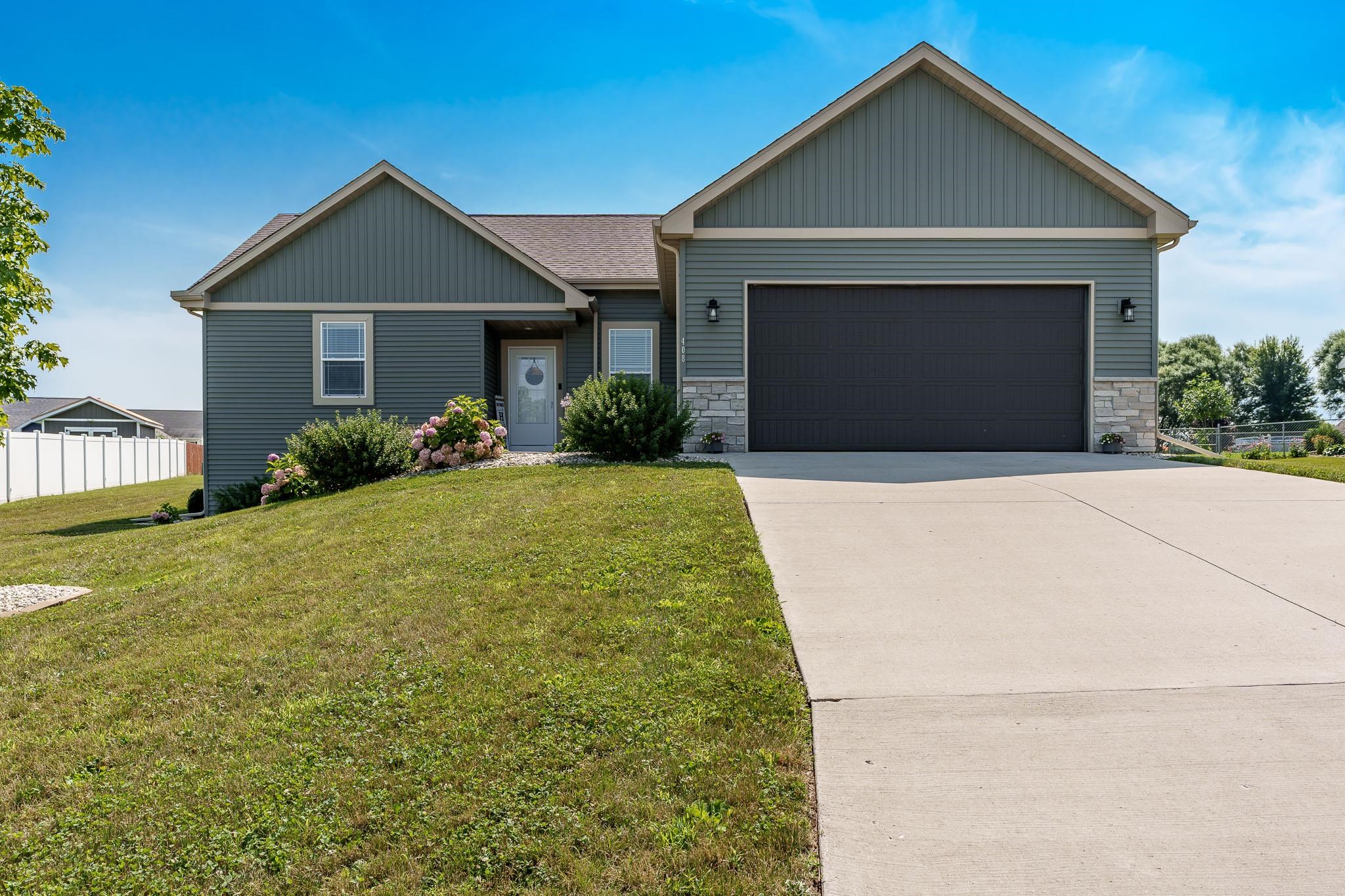 Comfortcove St, Orfordville, WI 53576