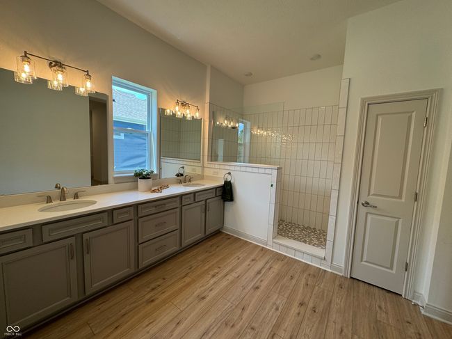 15835 Vitalize Run, House other with 4 bedrooms, 4 bathrooms and null parking in Fishers IN | Image 6