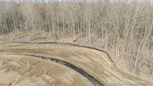 5561 N Blackberry Bluff, Kentwood, MI, 49512 | Card Image