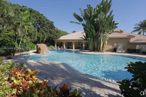 apt-324-5530 Nw 61st St, Coconut Creek, FL, 33073-2512 | Card Image