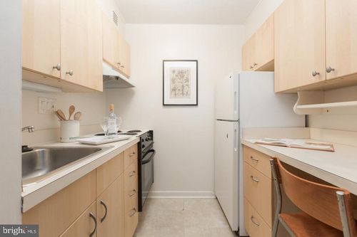 602-224 W Rittenhouse Sq, PHILADELPHIA, PA, 19103-7603 | Card Image