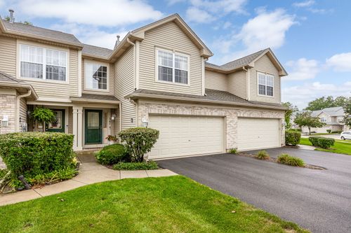 347 Gladstone Ln, Elgin, IL, 60120-7010 | Card Image