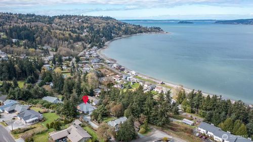 1107 Puesta Del Sol Ave, Camano Island, WA, 98282-5502 | Card Image
