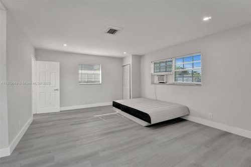 5-5657 Grant St, Hollywood, FL, 33021-5156 | Card Image