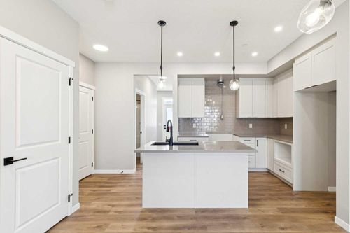 537 Hotchkiss Dr Se, Calgary, AB, T3S0N6 | Card Image