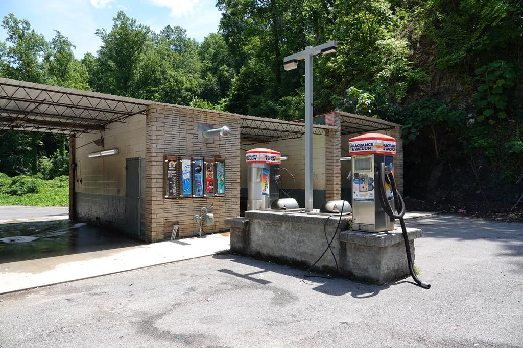 Commercial Sale in Gatlinburg 4