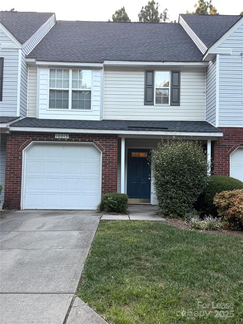 10013 University Park Ln, Charlotte, NC, 28213-4061 | Card Image