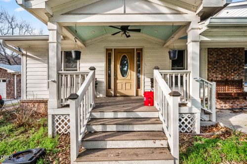 810 Bryn Mawr Ct, Apex, NC, 27502-2102 | Card Image