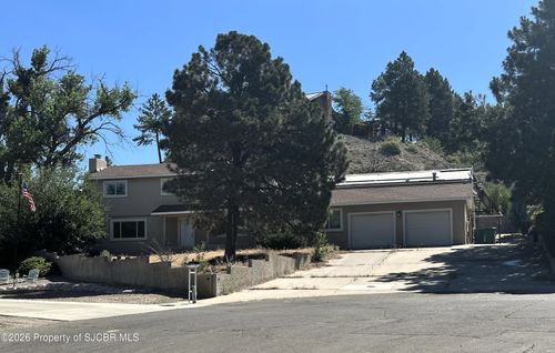 800 Staghorn Pl, Farmington, NM, 87401-5430 | Card Image