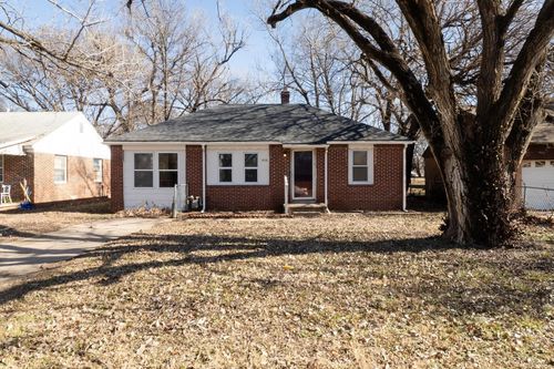 1018 N Volutsia Ave, Wichita, KS, 67214-3248 | Card Image