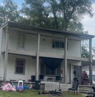 Gilchrist St, Detroit, MI 48235