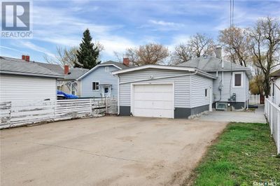 428 11th St E, House other with 4 bedrooms, 2 bathrooms and null parking in Prince Albert SK | Image 3