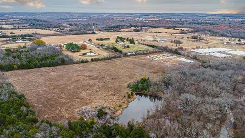 10015 Bryant Rd, Henryetta, OK, 74437-6818 | Card Image